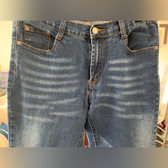Bootcut jeans, size 9 - Picture 2 of 4